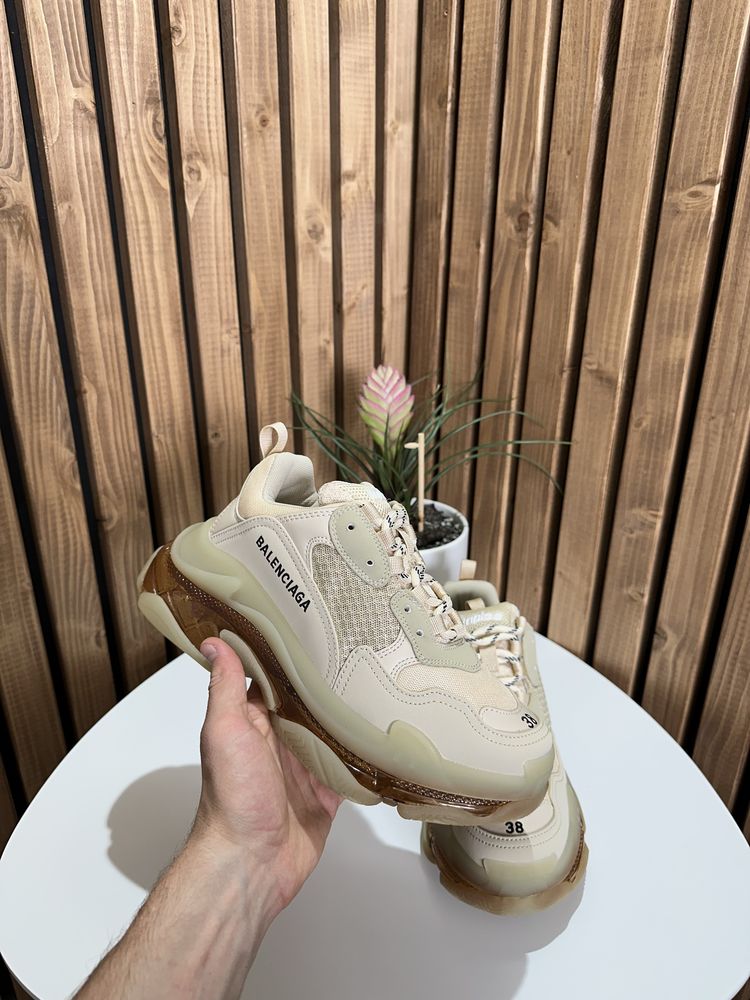 Balenciaga Triple S beige (size 38)