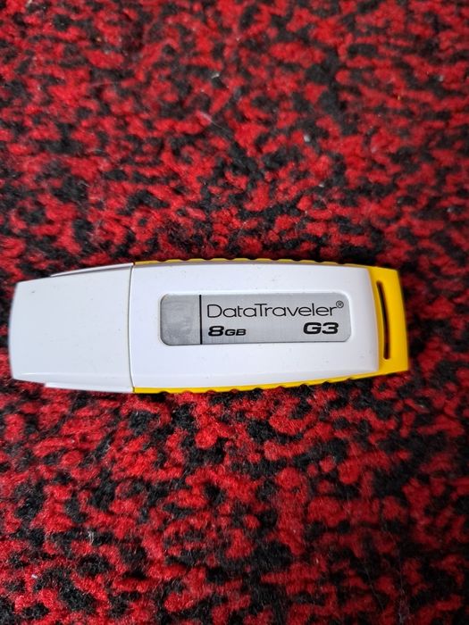 HDD si stick Kingston