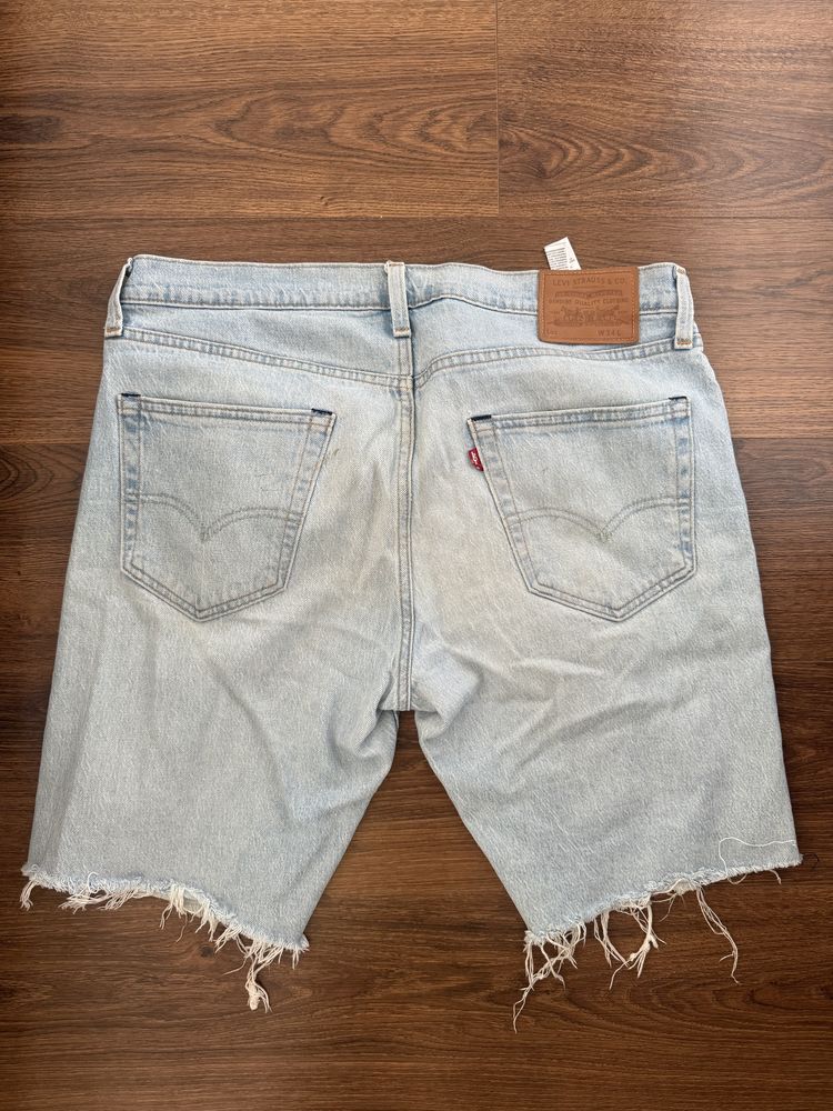 Дънки, панталони Guess, Levi’s, Diesel, Tommy Hilfiger, adidas