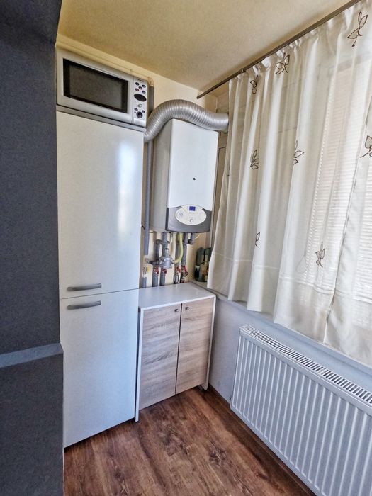 Vand Apartament 2 camere decomandat Alfa si doua locuri de parcare