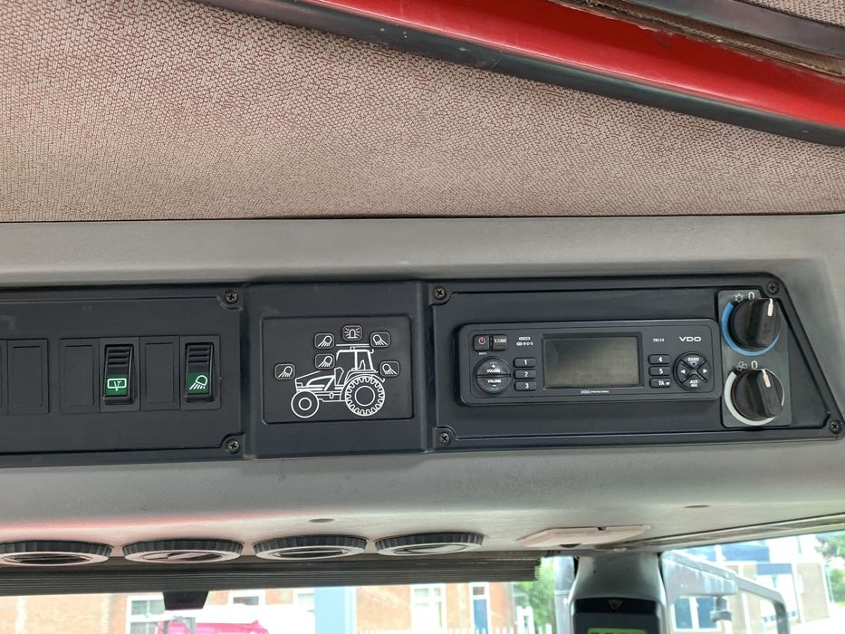 Tractor New Holland TVT 135   50km/h