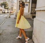 ZARA уникална рокля с гол гръб