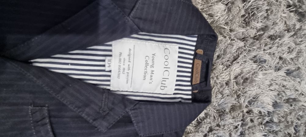 Vând sacou băieți 3 ani, mărimea 104 com