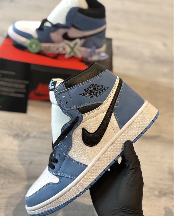 Jordan 1 University Blue