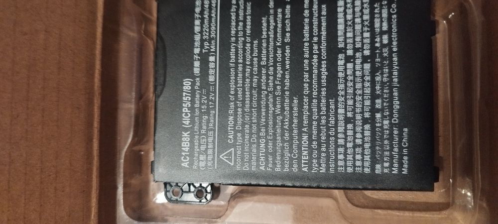 AC14B8K НОВА батерия 2 броя  за лаптоп Acer, 4 клетки, 15.2V, 48Wh,