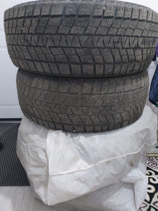 Продам зимние 4 шины б/у
