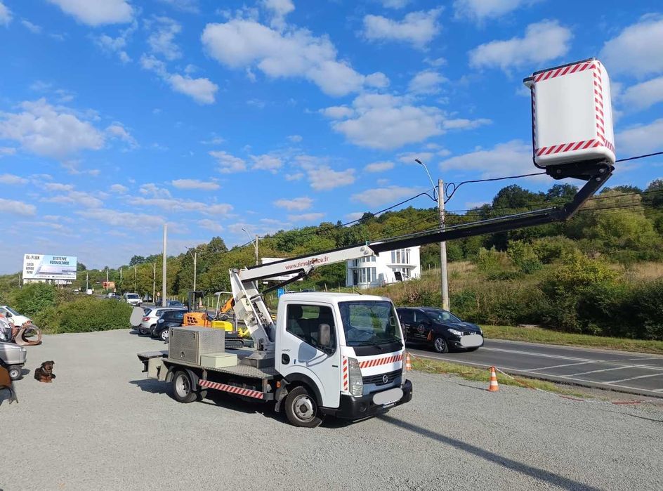 Nacela PRB Nissan Cabstar An Fabricatie 2013, 172396 Km, Motor 2.5L