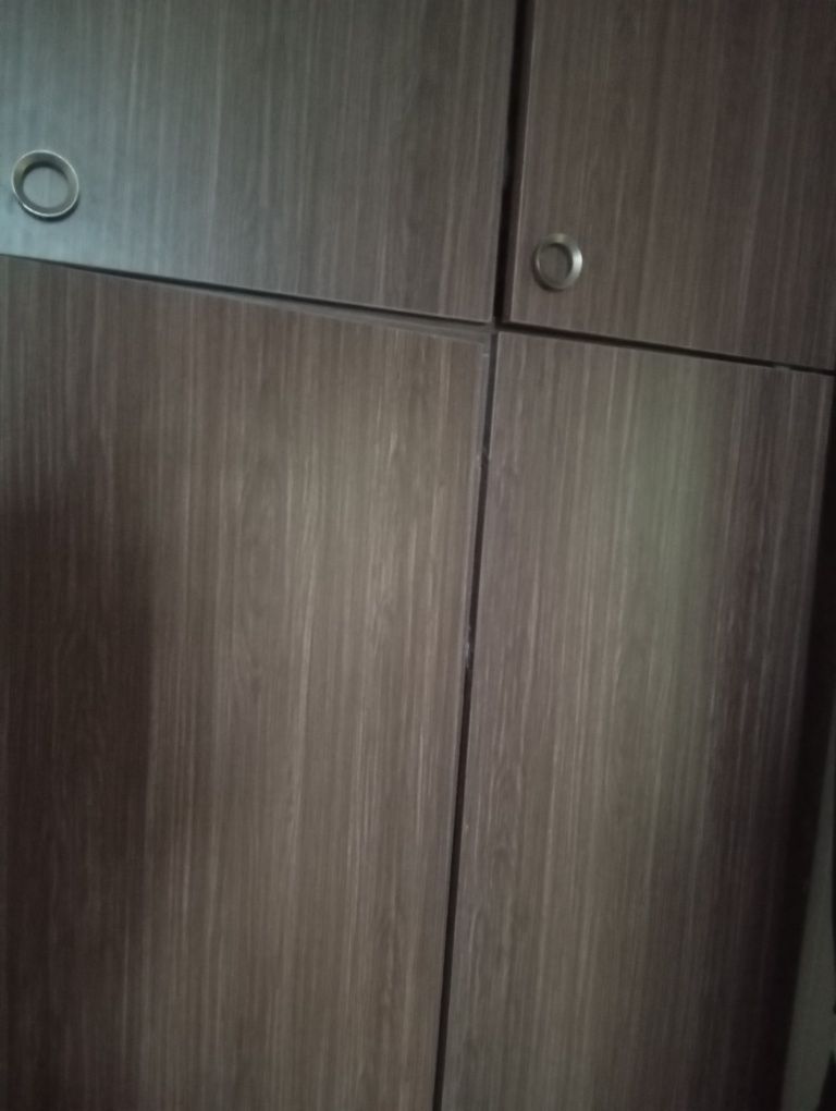 продается шкаф в гостиную
