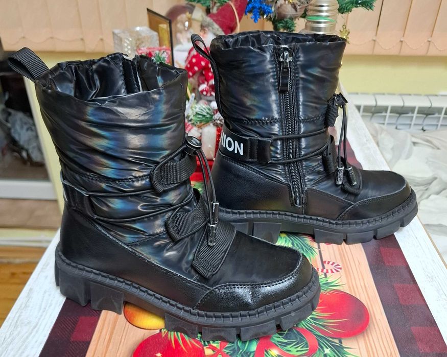 Детски боти/апрески