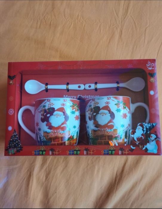 Set cani tematică Craciun cu lingurițe din porțelan noi, sigilate