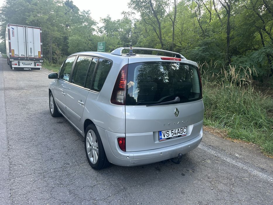 Renault Espace 4 7 locuri 2000kg tractabil