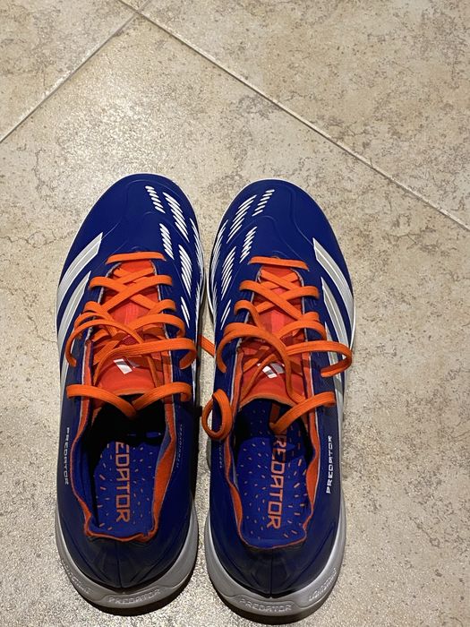 Футболни обувки adidas predator