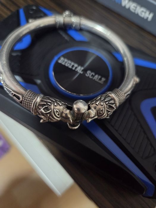 Superba bratara de argint