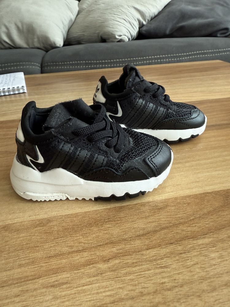 Бебешки маратонки adidas originals Nite Jogger