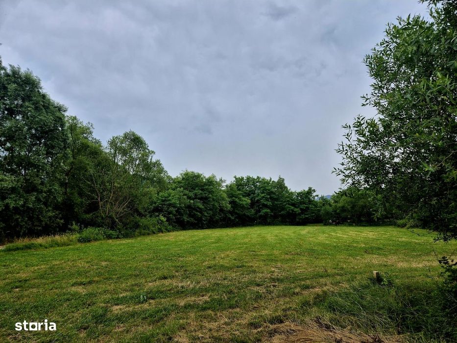 Teren gradina imprejmuita- rulota- escapada weekend