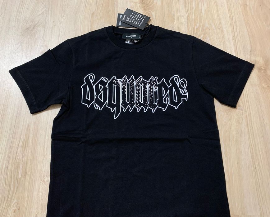 Нови с етикети мъжки тениски Dsquared D2 налични S до 2XL