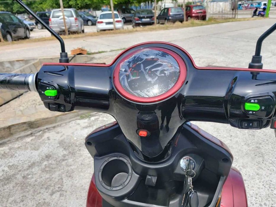 Електрическа четириколка FM4-LUX 1500W-1000W- Червена с 2год. гаранция