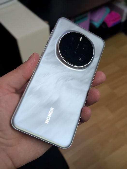 Vând sau Schimb Honor Magic 7 PRO Impecabil 512GB