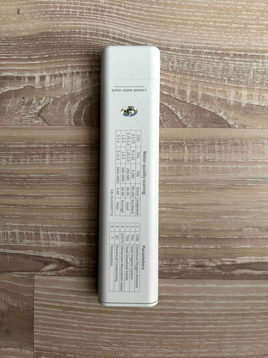 Vând tester digital