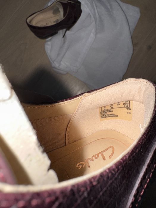 Papuci oxford Clarks 37