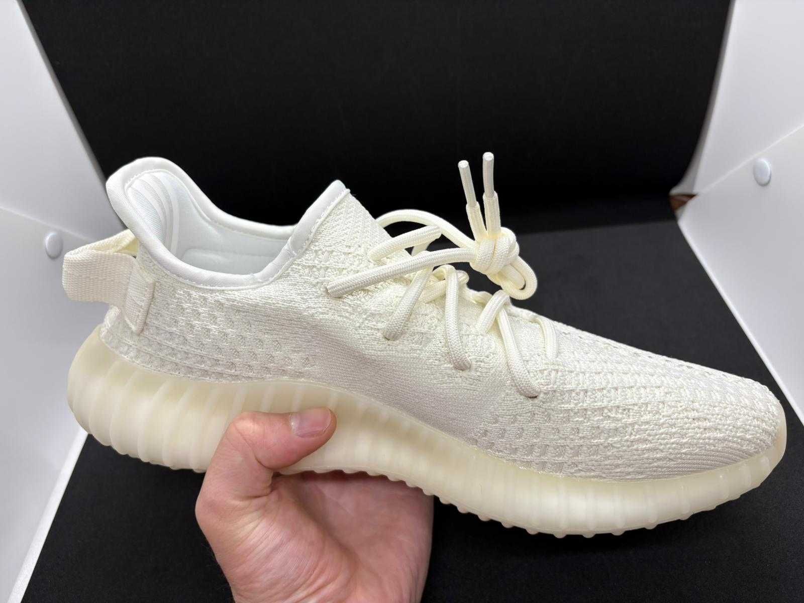 Yeezy Boost 350 v2 Bone