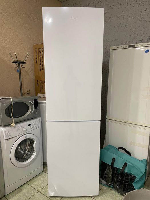 Продам новый холодильник