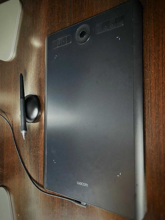 Tabletă grafică Wacom  Intous Pro