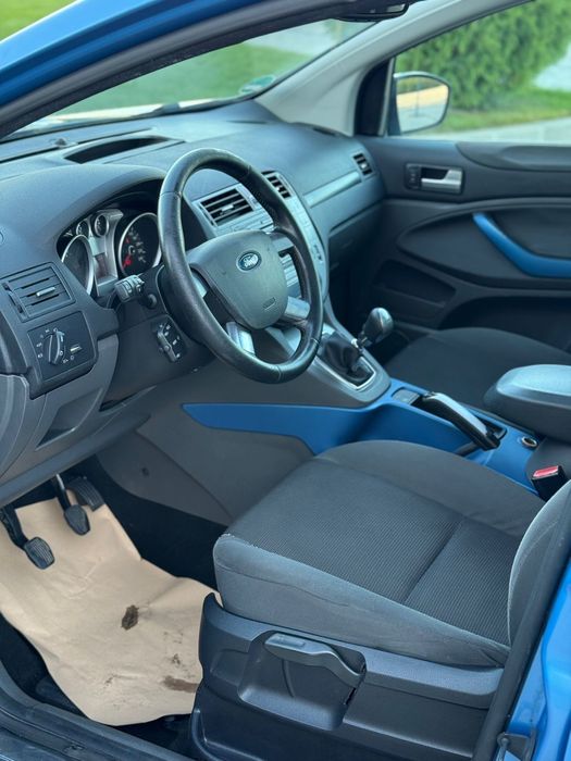 # Ford Kuga / Titanium /163cp /4x4