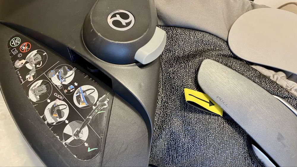 Cybex Cloud Z i-size столче за кола 0-13 кг