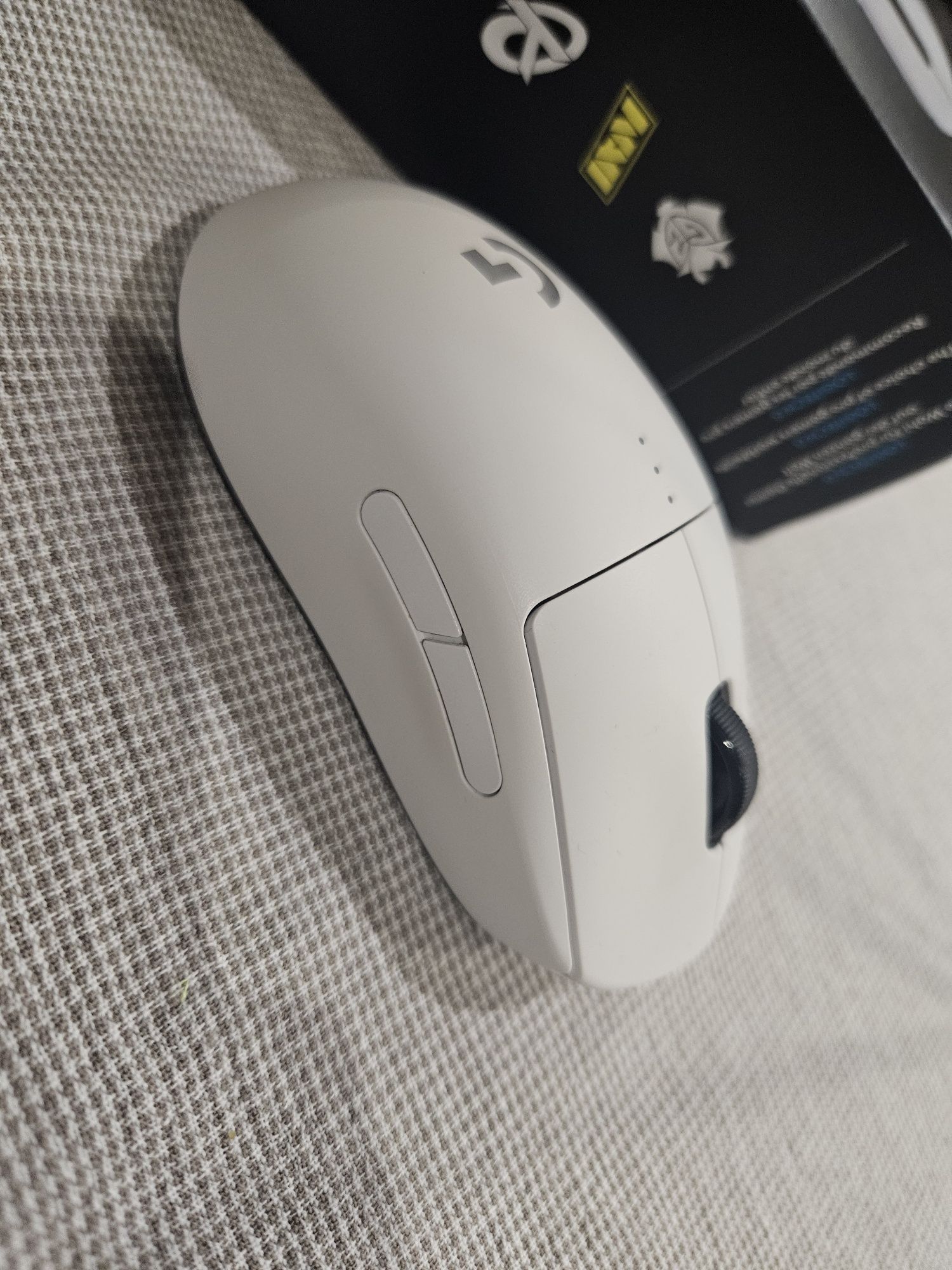 Продавам Logitech G Pro 2 Lightspeed