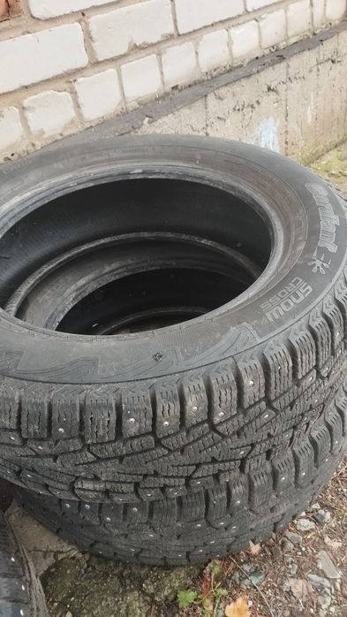 Продам комплект шин