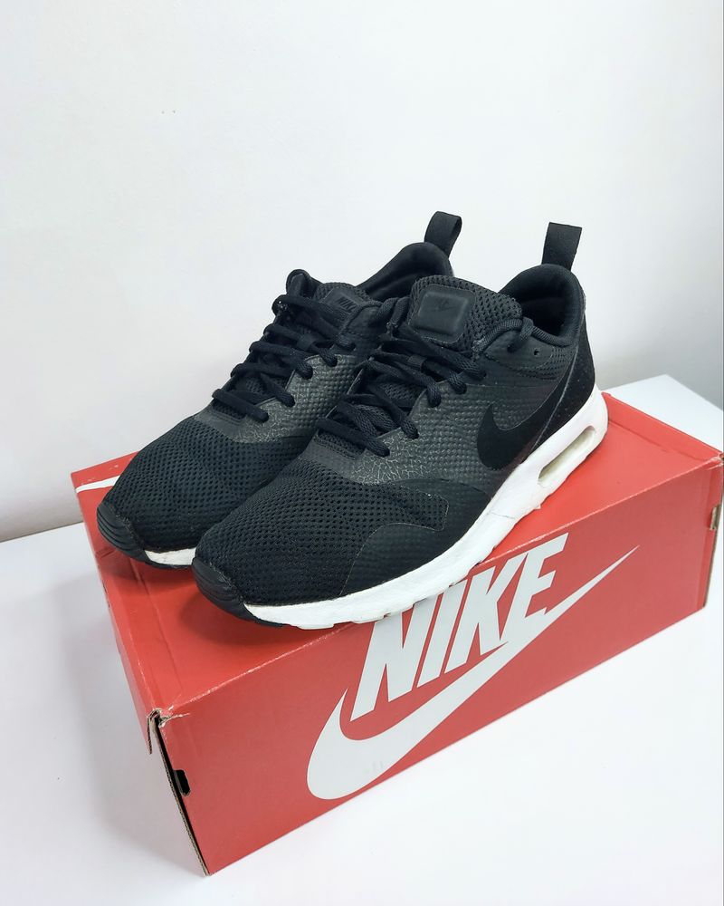 Nike Air Max Tavas (43)  Маратонки