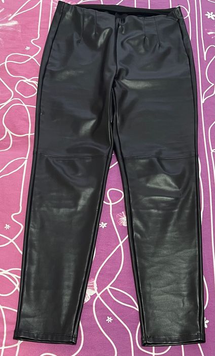 Одежда б/у отличного качества даром