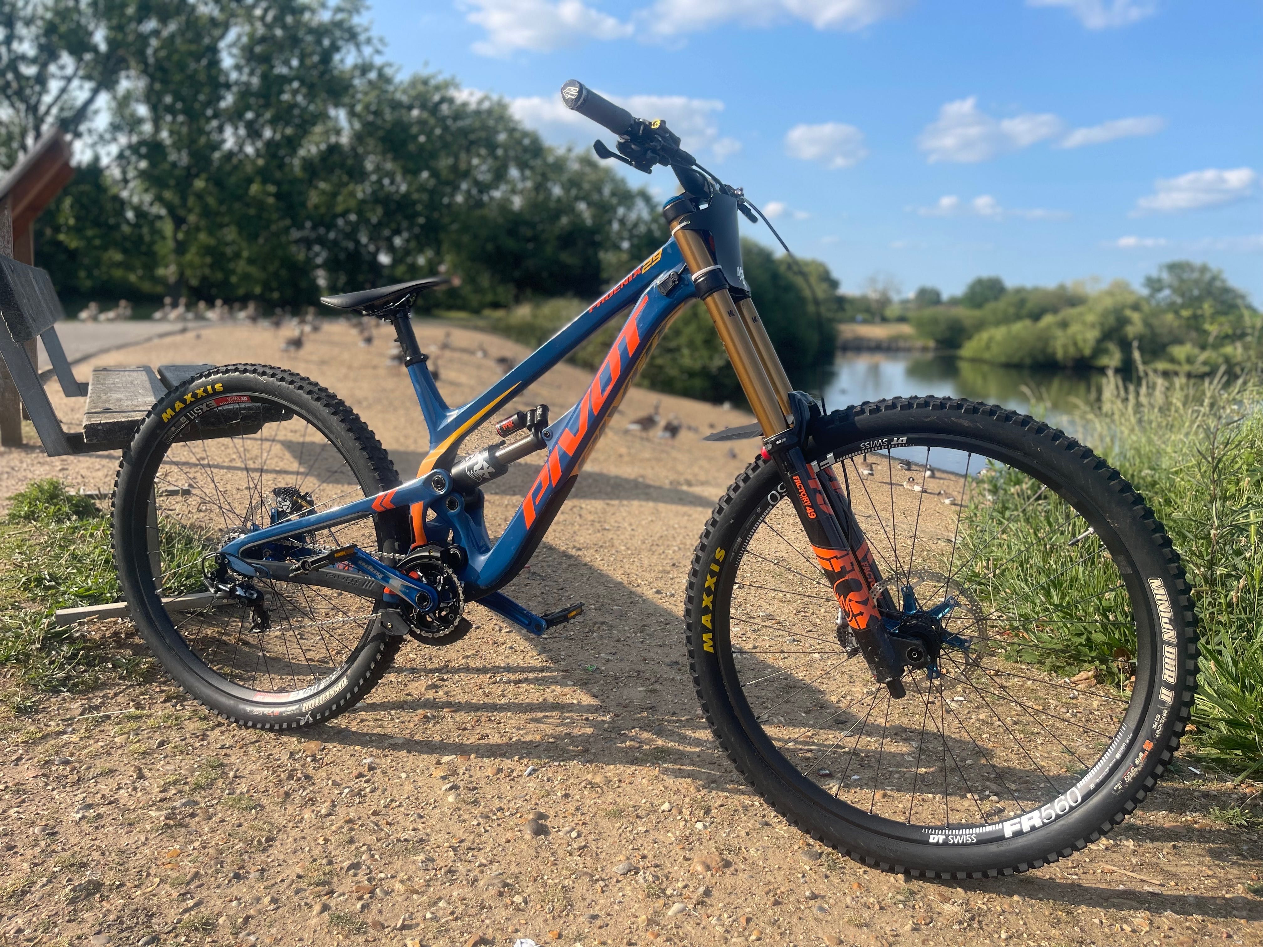 Pivot Phoenix Dh 29” не trek Specialized scott yt