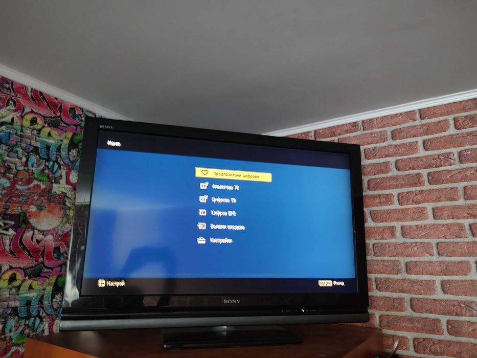 Телевизор SONY Bravia 45' инча