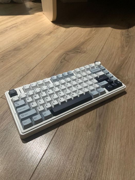 Продам клавиатуры от Aula ЧИТАТЬ ОПИСАНИЕ