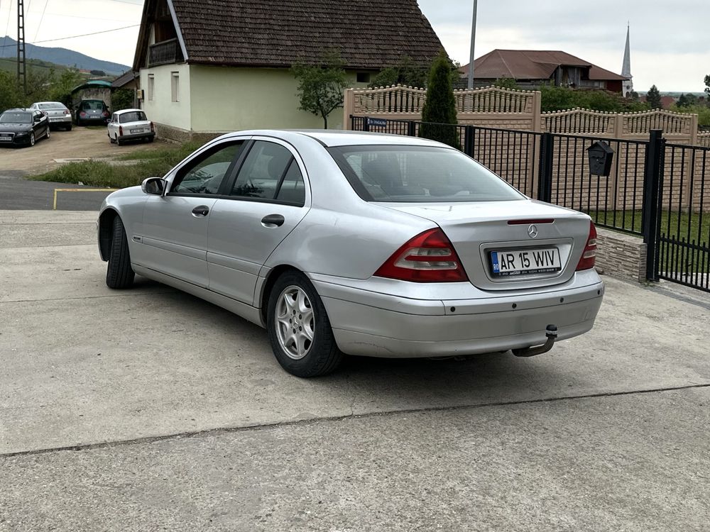 Mercedes C class C220 W203