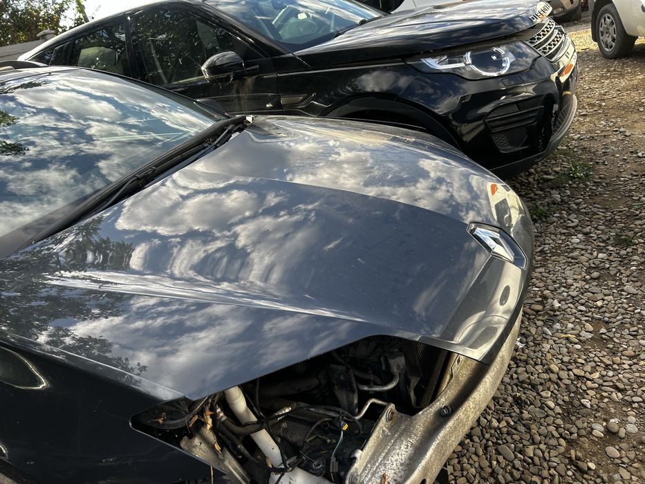 Capotă motor Renault Laguna 3 facelift 2011