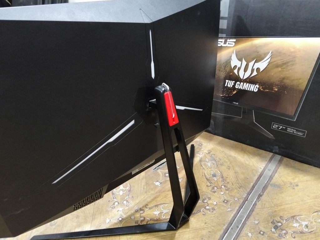 Avtech 32"  165hz yaxshi holatda aybi yoq