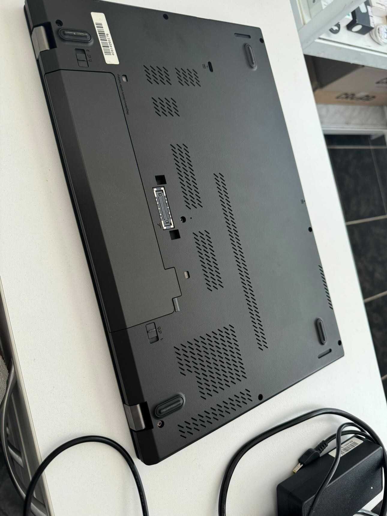 Лаптоп Lenovo ThinkPad T560