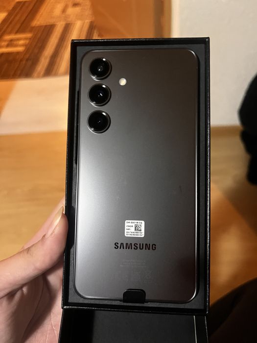Samsung S24 de vanzare