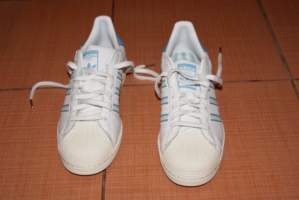 бели Stan Smith - Adidas кецове UK9 EU 43