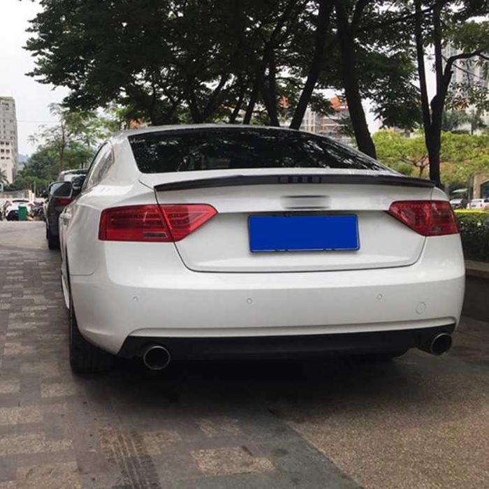 Eleron Portbagaj Lip Codita Audi A5 B8 Model M4 (09-16), Negru Lucios