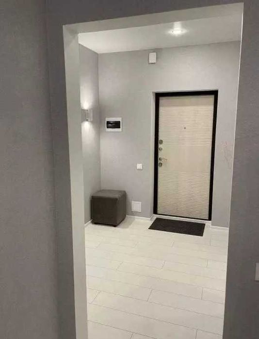 Дава се под наем Двустаен апартамент в Пловдив, Тракия - 80 кв.м за 306 € - Снимка #4