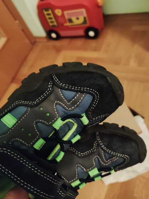 Топли обувки от ест. кожа