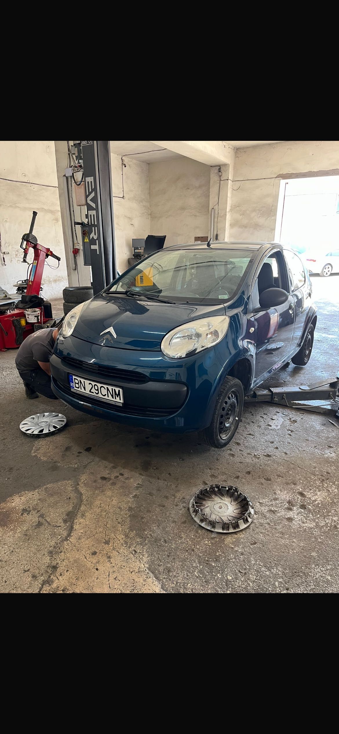 Vând Citroën C1,
