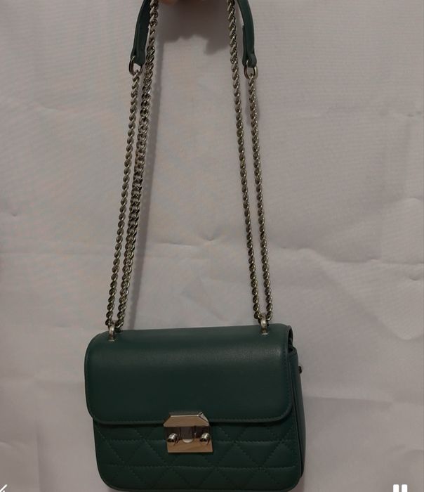 Срочно продам кожаную новую сумку