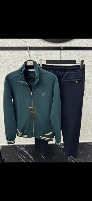 Спортивный костюм от TOM FORD.