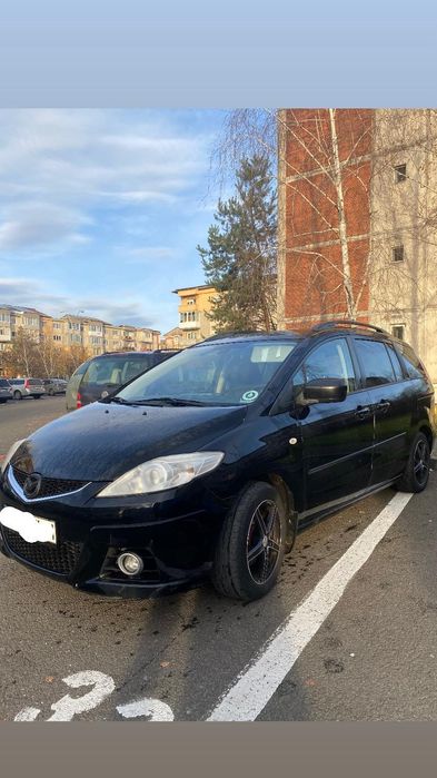 Vând Mazda 5 șapte locuri