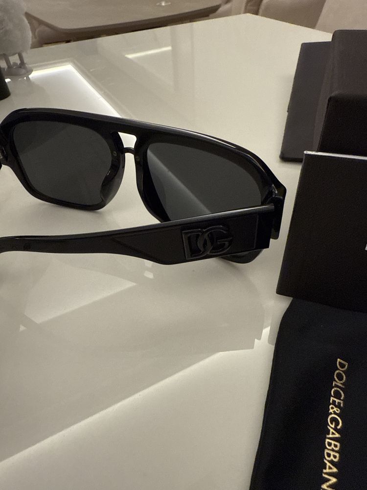 Dolce & Gabbana очила